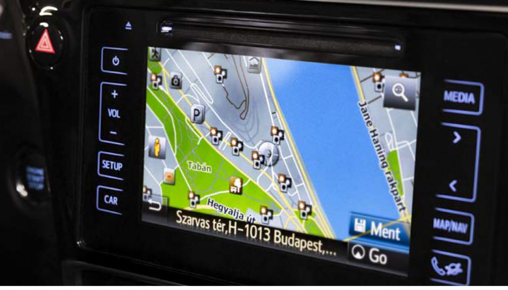 Corolla hybrid navi Hering Toyota
