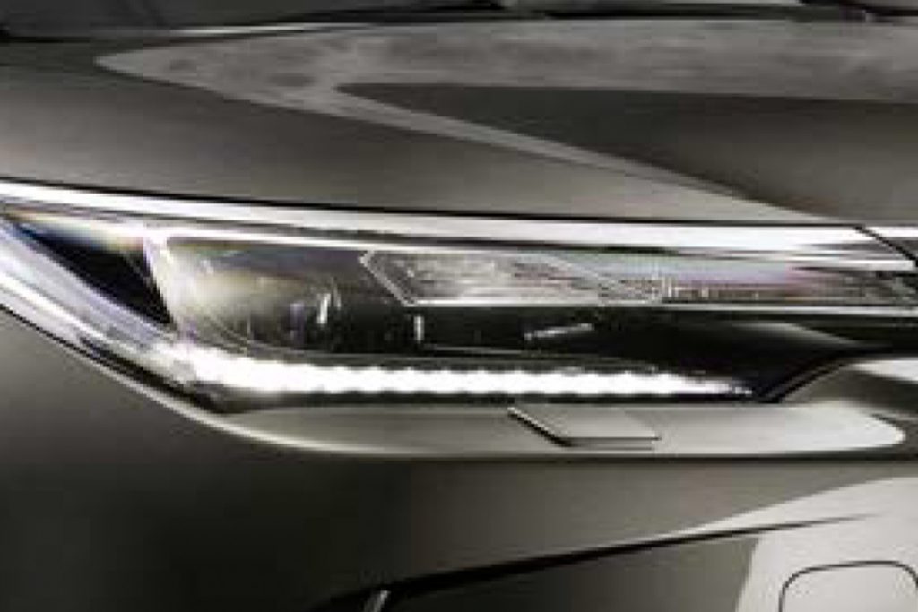 Corolla hybrid led Hering Toyota